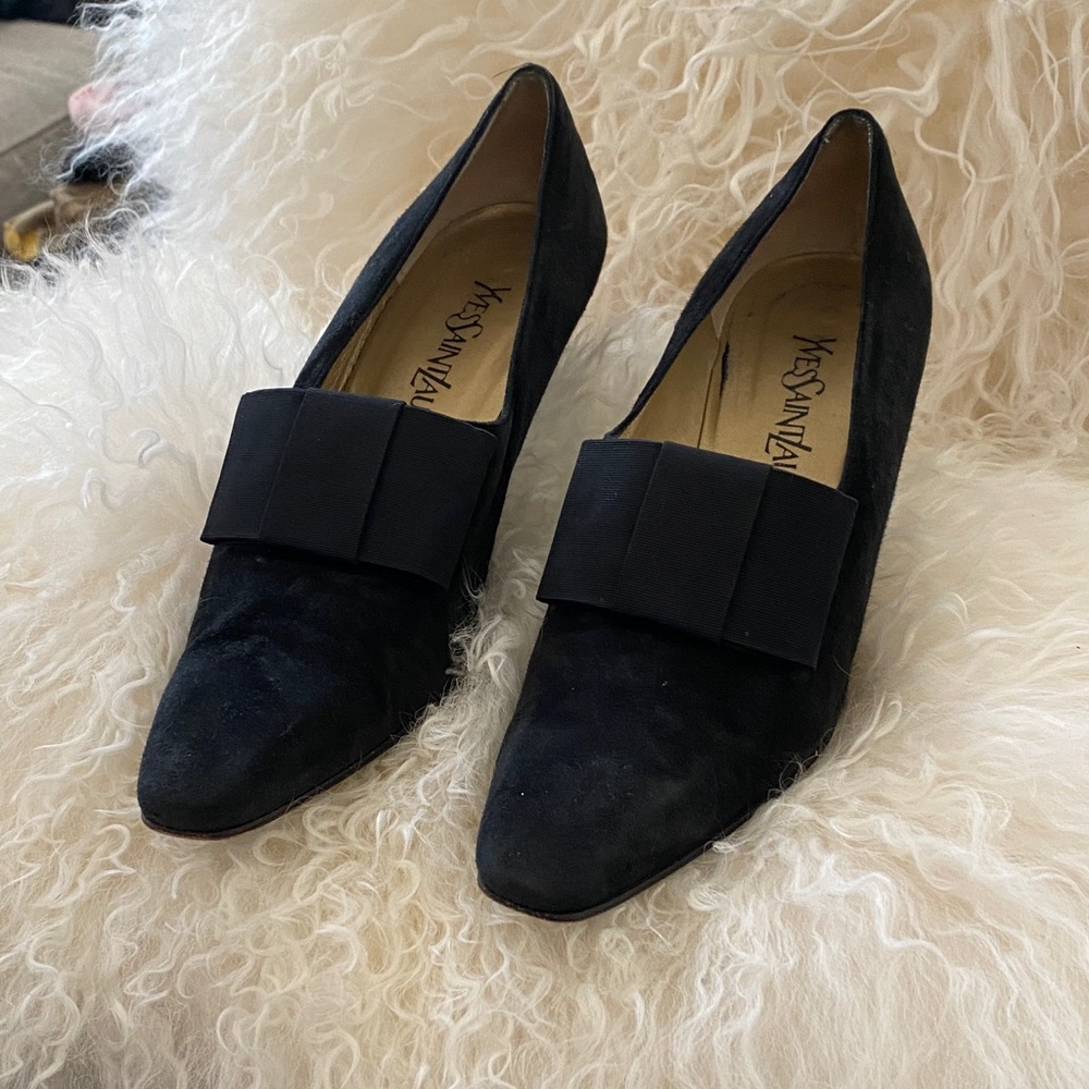 YVES SAINT LAURENT Vintage Black Heels with Bow Accent 🖤🖤